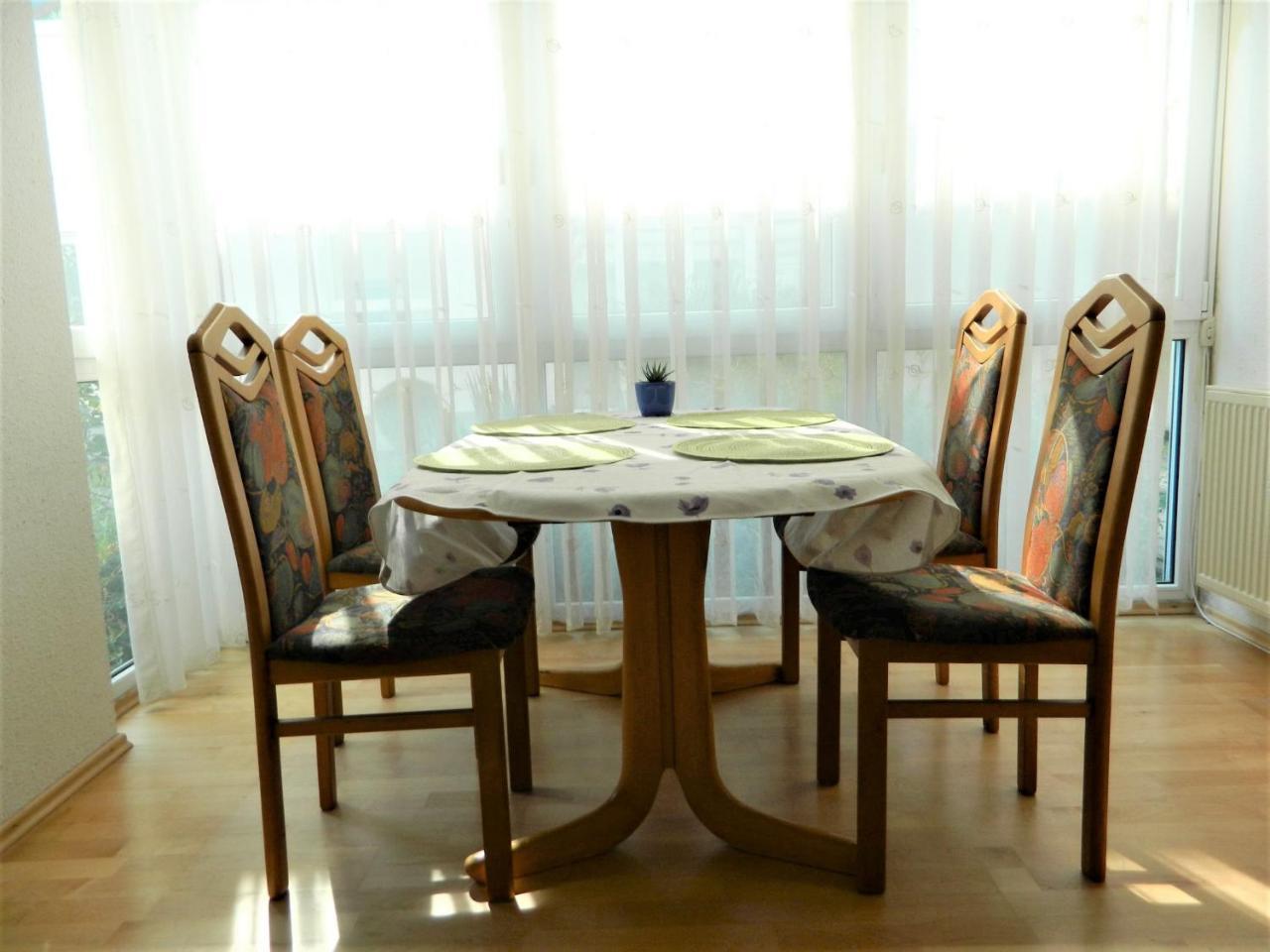 Ferienwohnung Rose Bodman-Ludwigshafen Esterno foto